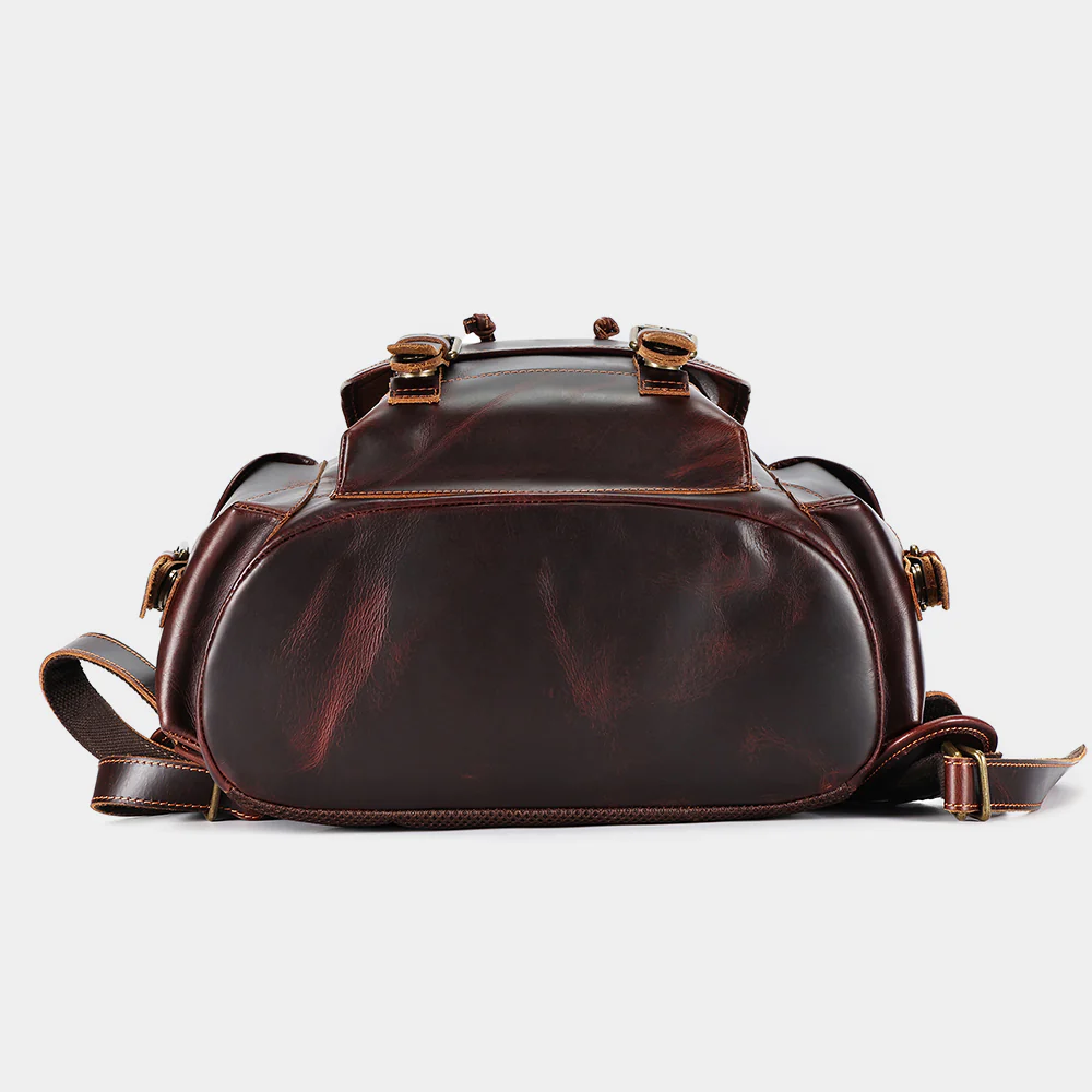 Bottom view of The Wax leather backpack